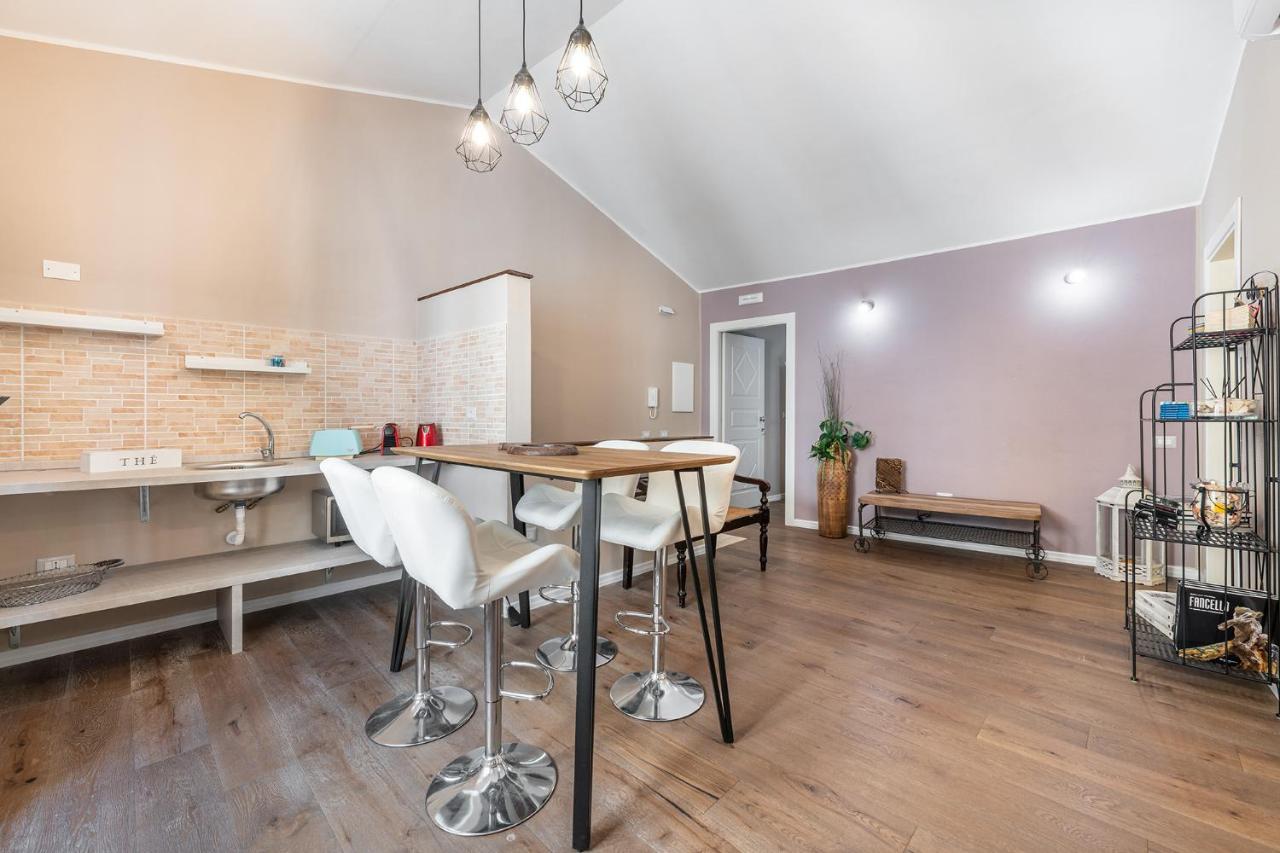 Promenade Boutique Rooms - City Centre Cagliari Zewnętrze zdjęcie