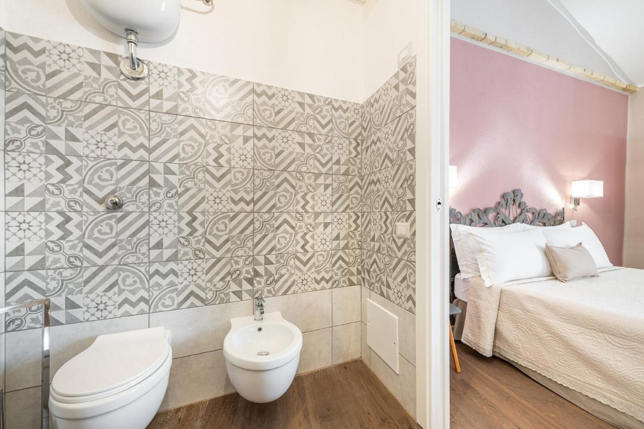 Promenade Boutique Rooms - City Centre Cagliari Zewnętrze zdjęcie