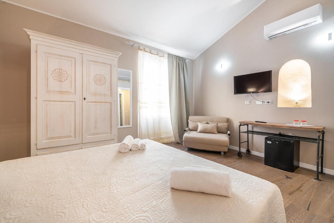 Promenade Boutique Rooms - City Centre Cagliari Zewnętrze zdjęcie